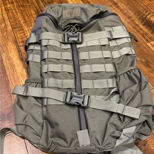 Mystery Ranch 2 Day Assault backpack